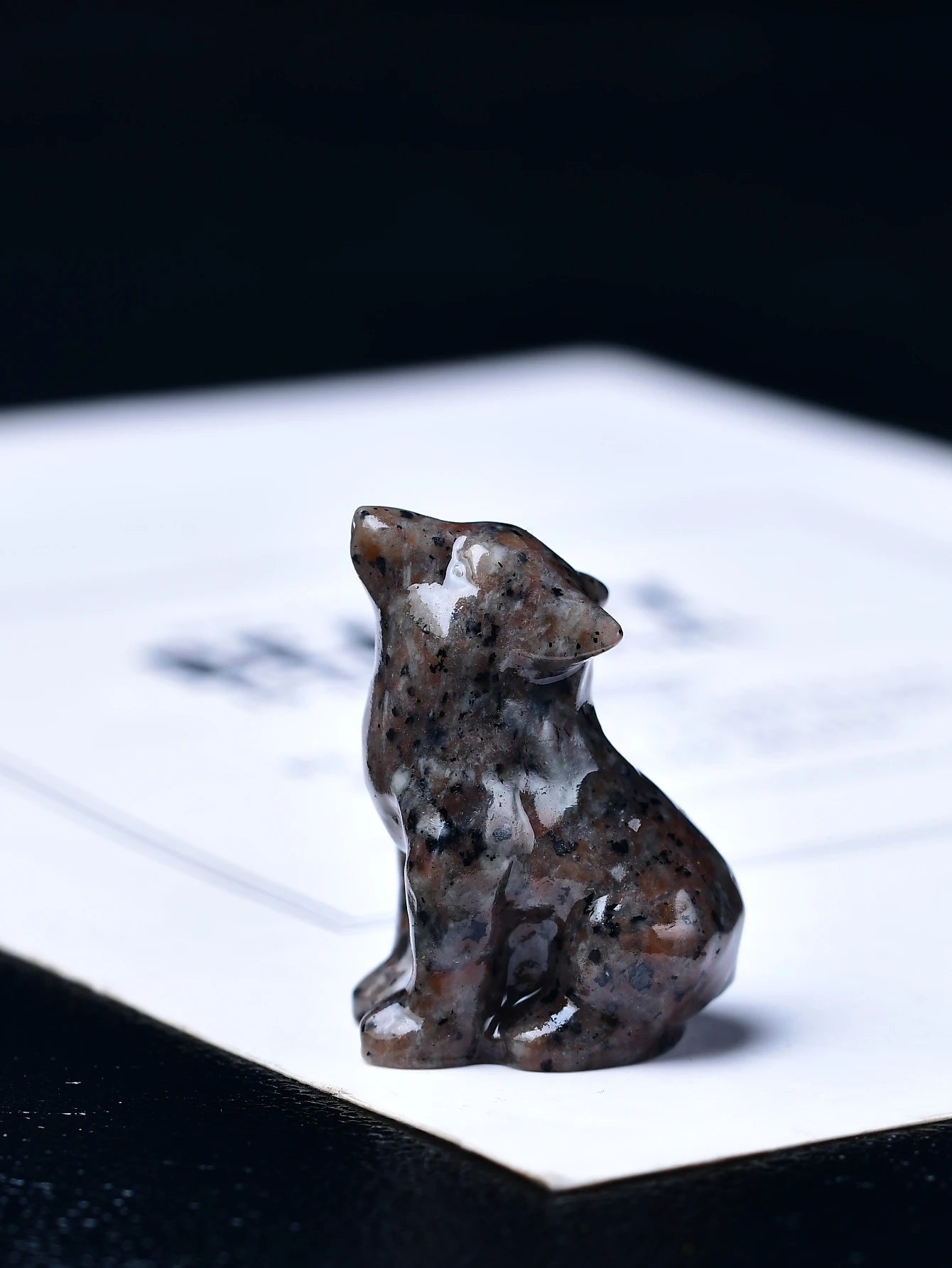 Mini Howling Crystal Wolf Carving