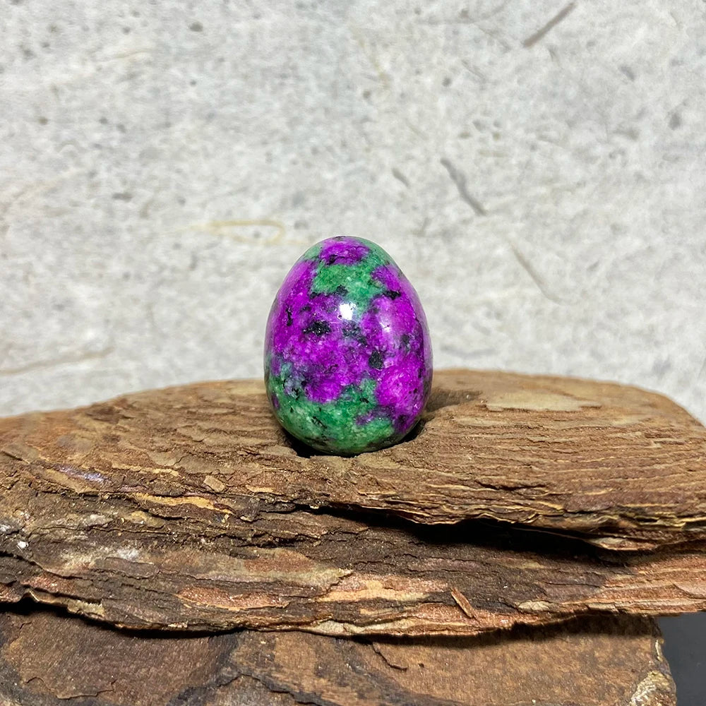 Mini Crystal Egg Carving