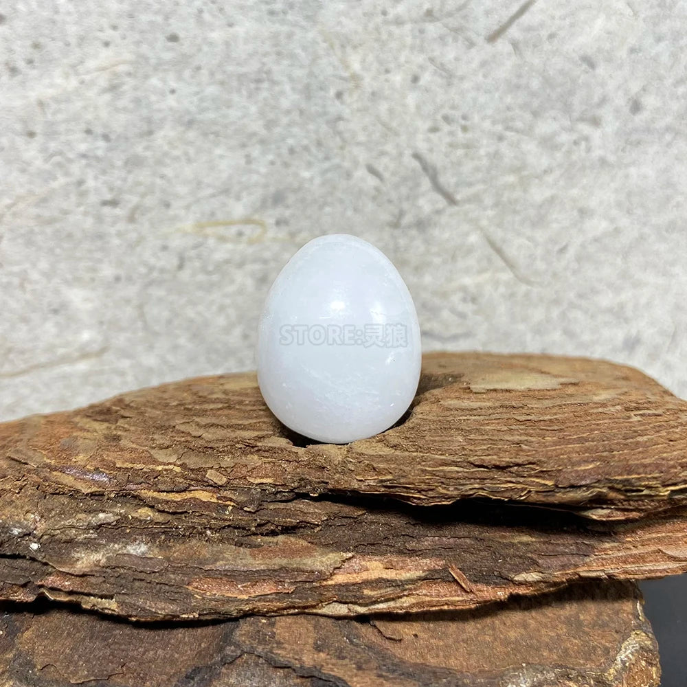 Mini Crystal Egg Carving