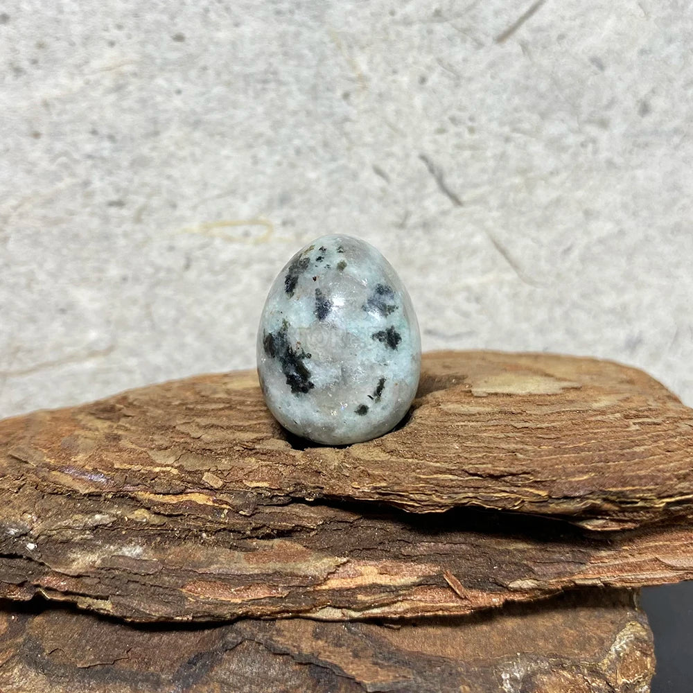 Mini Crystal Egg Carving