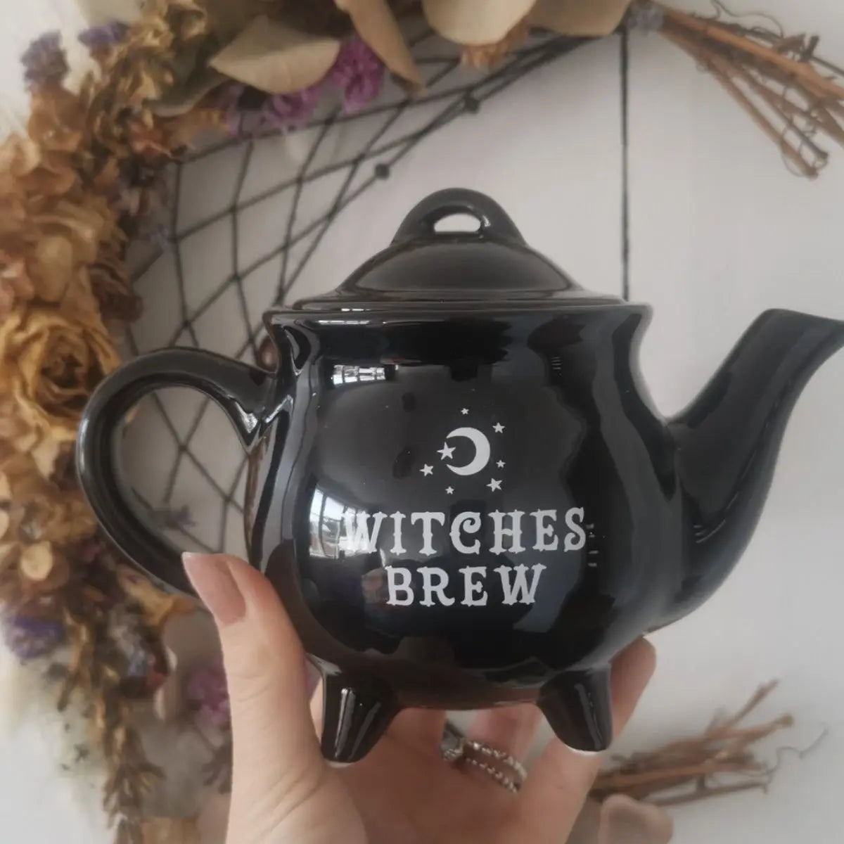 Witches Brew Tea Pot -16.5oz
