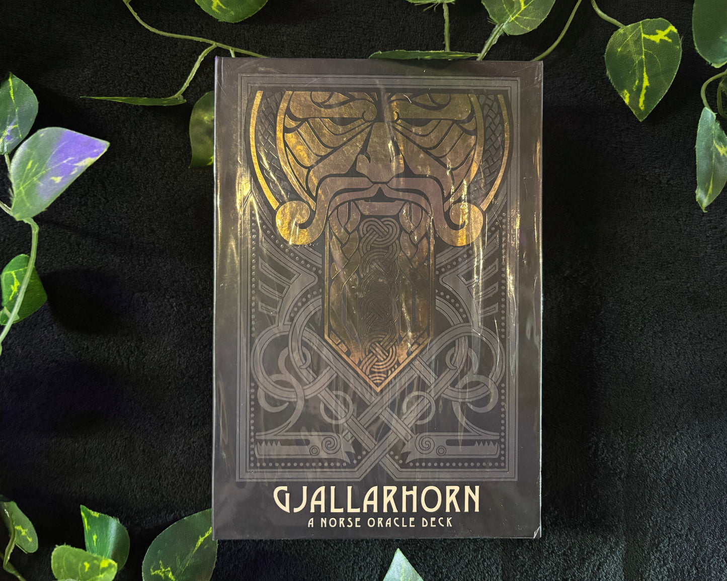 Gjallarhorn: A Norse Oracle Deck