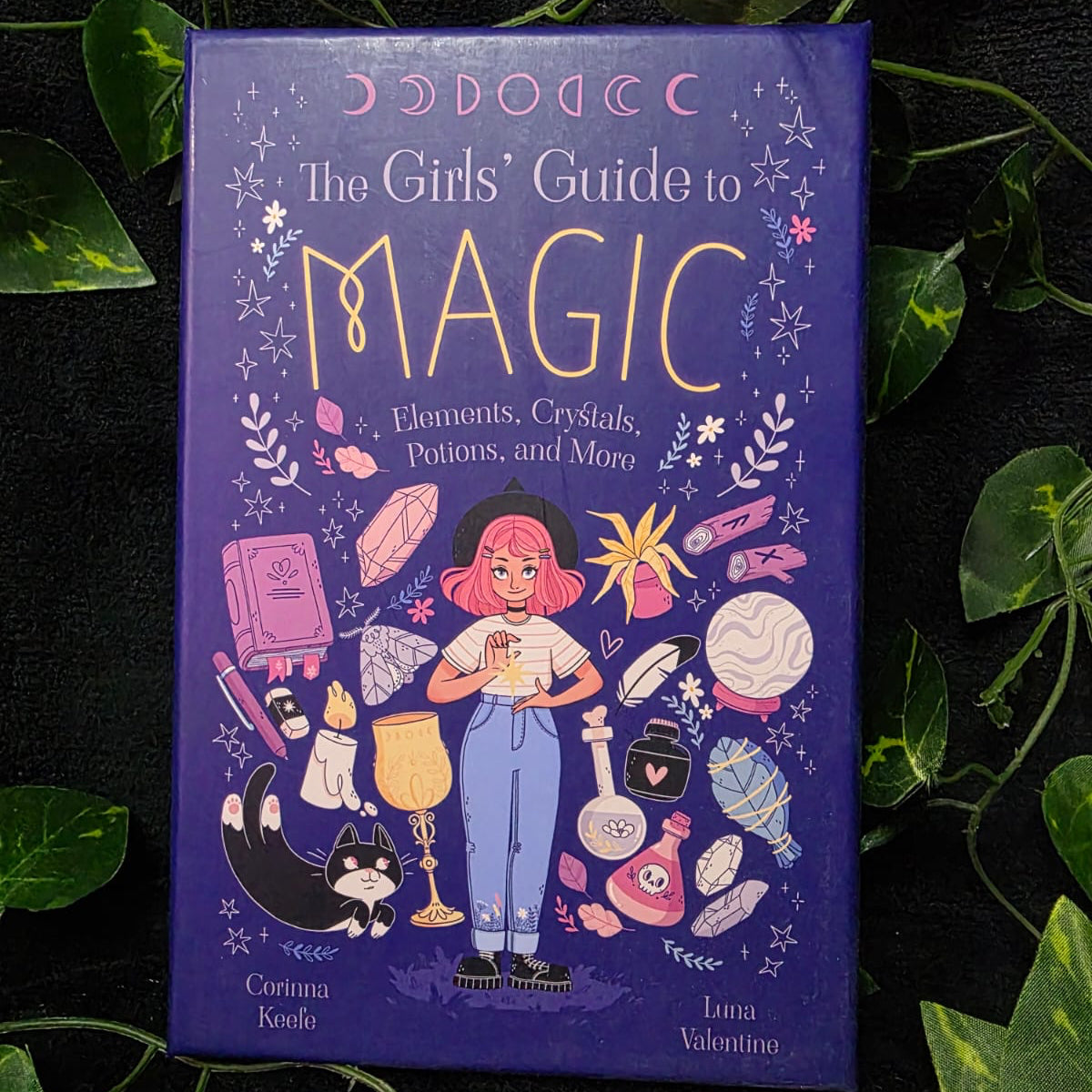 The Girls’ Guide to Magic- Book and Spell Card Set